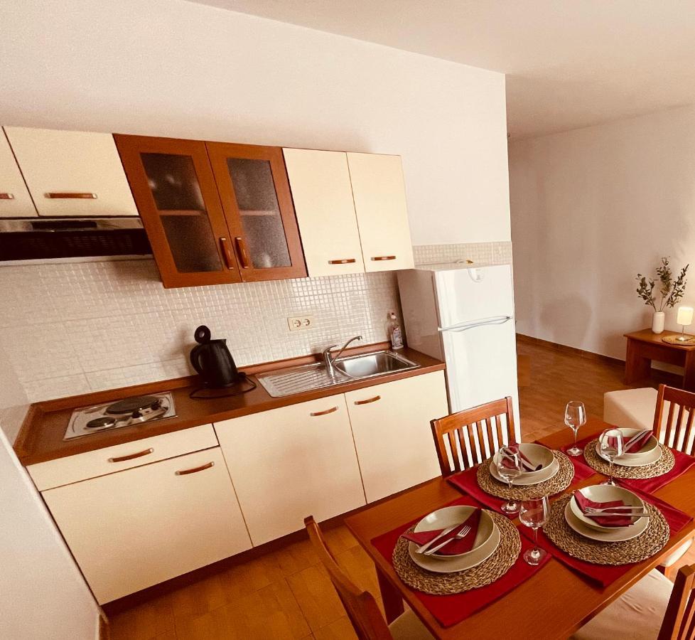 Apartments Stina セゲット・ヴラニツァ エクステリア 写真